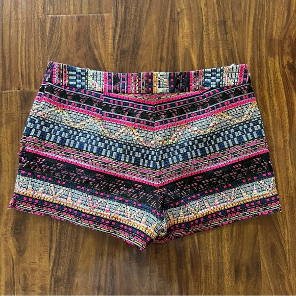 Trina Turk Multicolor Tweed Fringe Pockets Corbin Baja Shorts size 4 - Picture 7 of 7